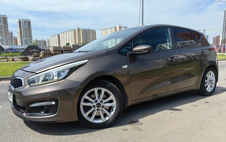 KIA cee'd III, 2018 год, 1 250 000 рублей, 2 фотография