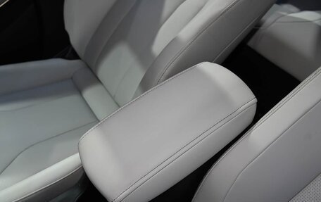 Toyota Corolla, 2026 год, 2 100 000 рублей, 24 фотография