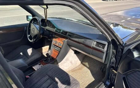 Mercedes-Benz W124, 1991 год, 470 000 рублей, 4 фотография
