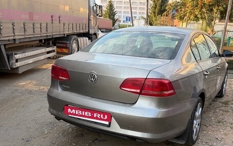 Volkswagen Passat B7, 2012 год, 700 000 рублей, 4 фотография