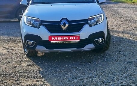 Renault Logan II, 2021 год, 1 550 000 рублей, 15 фотография