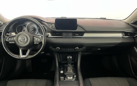 Mazda 6, 2018 год, 1 760 000 рублей, 11 фотография