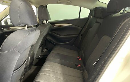Mazda 6, 2018 год, 1 760 000 рублей, 28 фотография