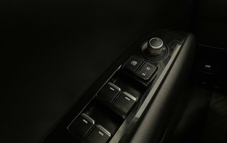Mazda 6, 2018 год, 1 760 000 рублей, 15 фотография