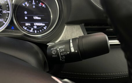 Mazda 6, 2018 год, 1 760 000 рублей, 20 фотография