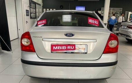 Ford Focus II рестайлинг, 2005 год, 320 000 рублей, 5 фотография