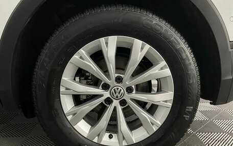 Volkswagen Tiguan II, 2018 год, 2 499 000 рублей, 22 фотография