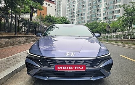 Hyundai Avante, 2023 год, 1 800 000 рублей, 2 фотография