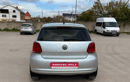 Volkswagen Polo VI (EU Market), 2013 год, 1 335 000 рублей, 17 фотография