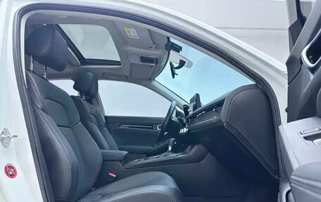 Honda Civic, 2023 год, 1 800 600 рублей, 9 фотография