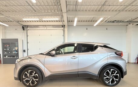 Toyota C-HR I рестайлинг, 2017 год, 1 749 000 рублей, 3 фотография