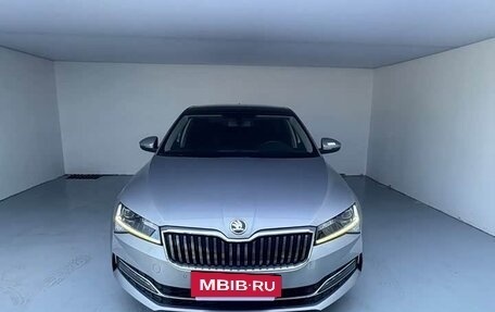 Skoda Superb III рестайлинг, 2023 год, 2 149 000 рублей, 5 фотография