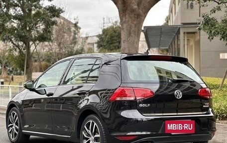 Volkswagen Golf VII, 2018 год, 980 001 рублей, 7 фотография