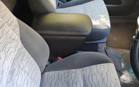 Toyota Ipsum II, 1998 год, 650 000 рублей, 6 фотография