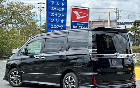 Toyota Voxy III, 2020 год, 1 800 001 рублей, 5 фотография