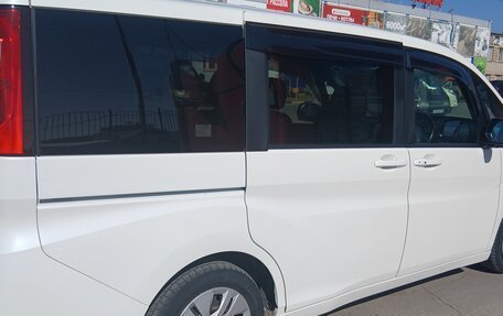 Honda Stepwgn IV, 2015 год, 1 800 000 рублей, 3 фотография