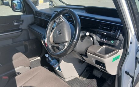 Honda Stepwgn IV, 2015 год, 1 800 000 рублей, 7 фотография