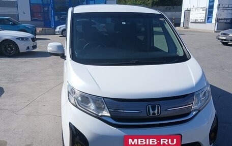 Honda Stepwgn IV, 2015 год, 1 800 000 рублей, 4 фотография