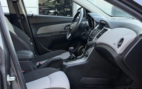 Chevrolet Cruze II, 2011 год, 499 000 рублей, 10 фотография