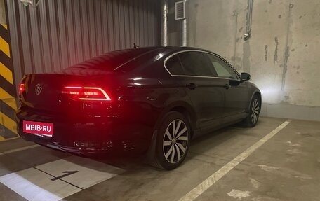Volkswagen Passat B8 рестайлинг, 2019 год, 2 500 000 рублей, 1 фотография