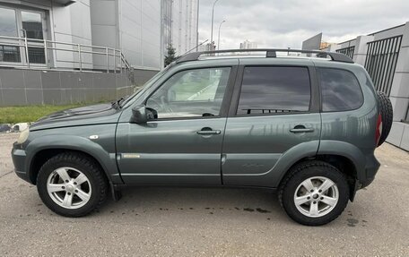 Chevrolet Niva I рестайлинг, 2017 год, 399 000 рублей, 6 фотография