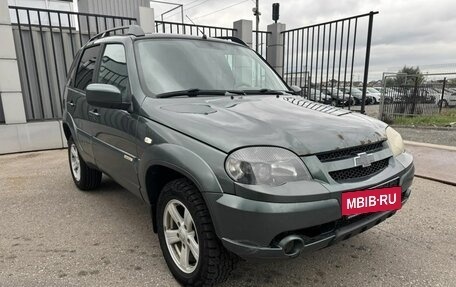 Chevrolet Niva I рестайлинг, 2017 год, 399 000 рублей, 3 фотография