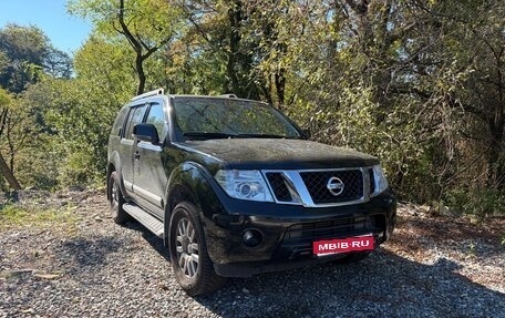 Nissan Pathfinder, 2012 год, 1 000 000 рублей, 1 фотография