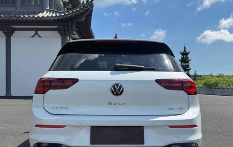 Volkswagen Golf VIII, 2022 год, 1 830 000 рублей, 5 фотография