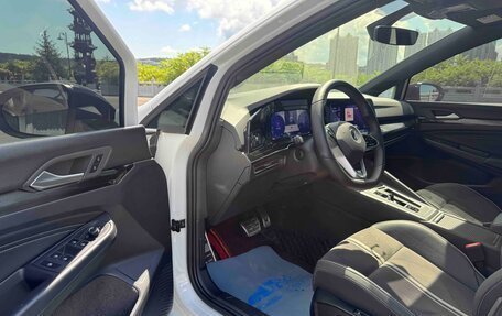 Volkswagen Golf VIII, 2022 год, 1 830 000 рублей, 7 фотография