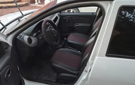 Renault Sandero I, 2014 год, 500 000 рублей, 7 фотография