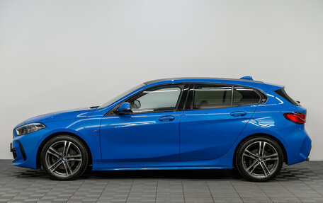 BMW 1 серия, 2020 год, 2 800 000 рублей, 8 фотография