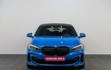 BMW 1 серия, 2020 год, 2 800 000 рублей, 2 фотография
