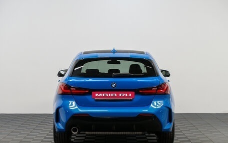 BMW 1 серия, 2020 год, 2 800 000 рублей, 6 фотография