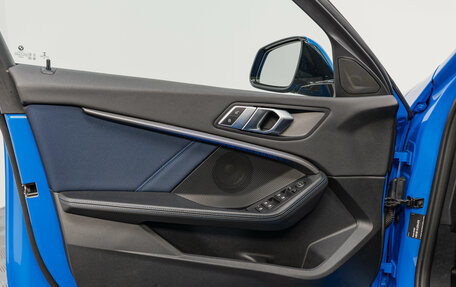 BMW 1 серия, 2020 год, 2 800 000 рублей, 22 фотография