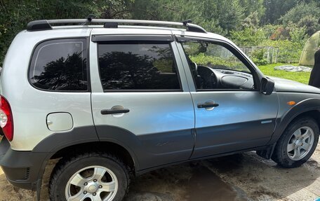 Chevrolet Niva I рестайлинг, 2010 год, 470 000 рублей, 4 фотография