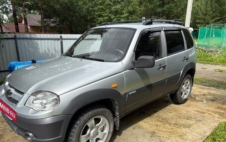 Chevrolet Niva I рестайлинг, 2010 год, 470 000 рублей, 2 фотография