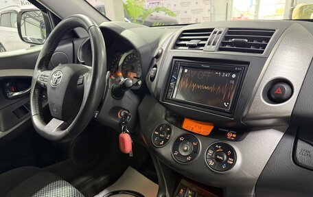 Toyota RAV4, 2011 год, 1 300 000 рублей, 23 фотография