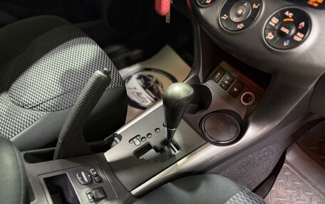 Toyota RAV4, 2011 год, 1 300 000 рублей, 24 фотография