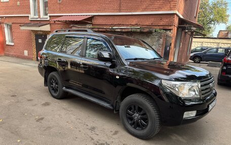 Toyota Land Cruiser 200, 2010 год, 3 000 000 рублей, 2 фотография
