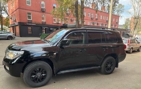 Toyota Land Cruiser 200, 2010 год, 3 000 000 рублей, 7 фотография