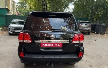Toyota Land Cruiser 200, 2010 год, 3 000 000 рублей, 5 фотография