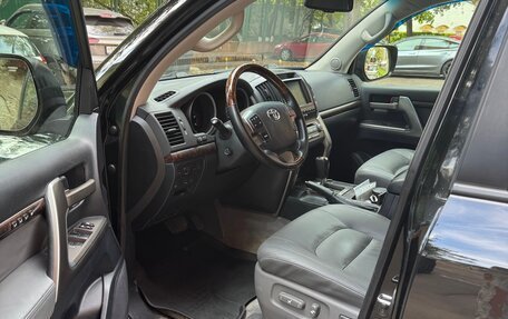 Toyota Land Cruiser 200, 2010 год, 3 000 000 рублей, 18 фотография