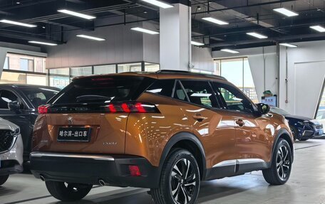 Peugeot 2008 II, 2023 год, 1 450 000 рублей, 6 фотография
