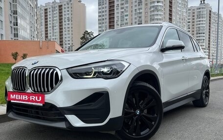 BMW X1, 2021 год, 2 900 000 рублей, 3 фотография