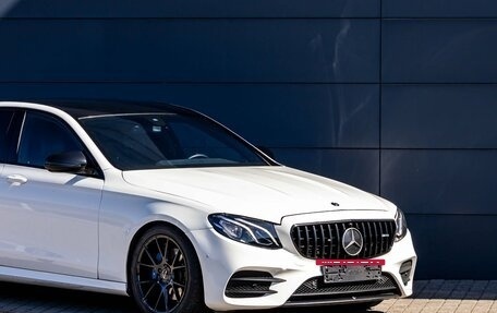 Mercedes-Benz E-Класс, 2018 год, 2 595 000 рублей, 7 фотография