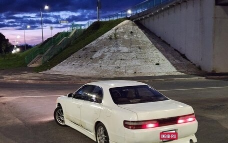 Toyota Chaser IV, 1995 год, 390 000 рублей, 2 фотография