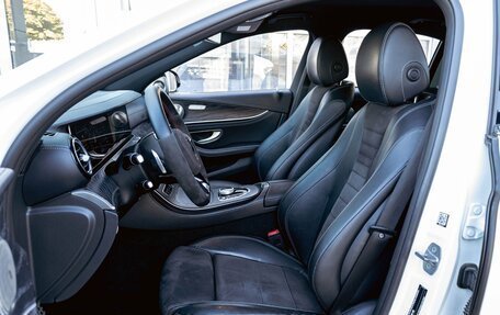Mercedes-Benz E-Класс, 2018 год, 2 595 000 рублей, 13 фотография