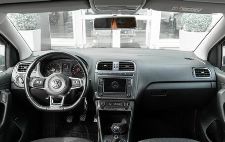 Volkswagen Polo VI (EU Market), 2019 год, 1 300 000 рублей, 20 фотография