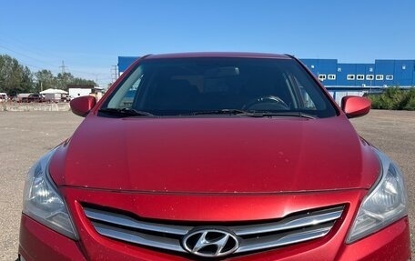 Hyundai Solaris II рестайлинг, 2014 год, 600 000 рублей, 3 фотография