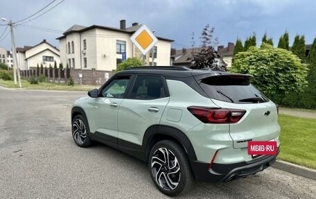 Chevrolet TrailBlazer, 2023 год, 2 000 000 рублей, 3 фотография